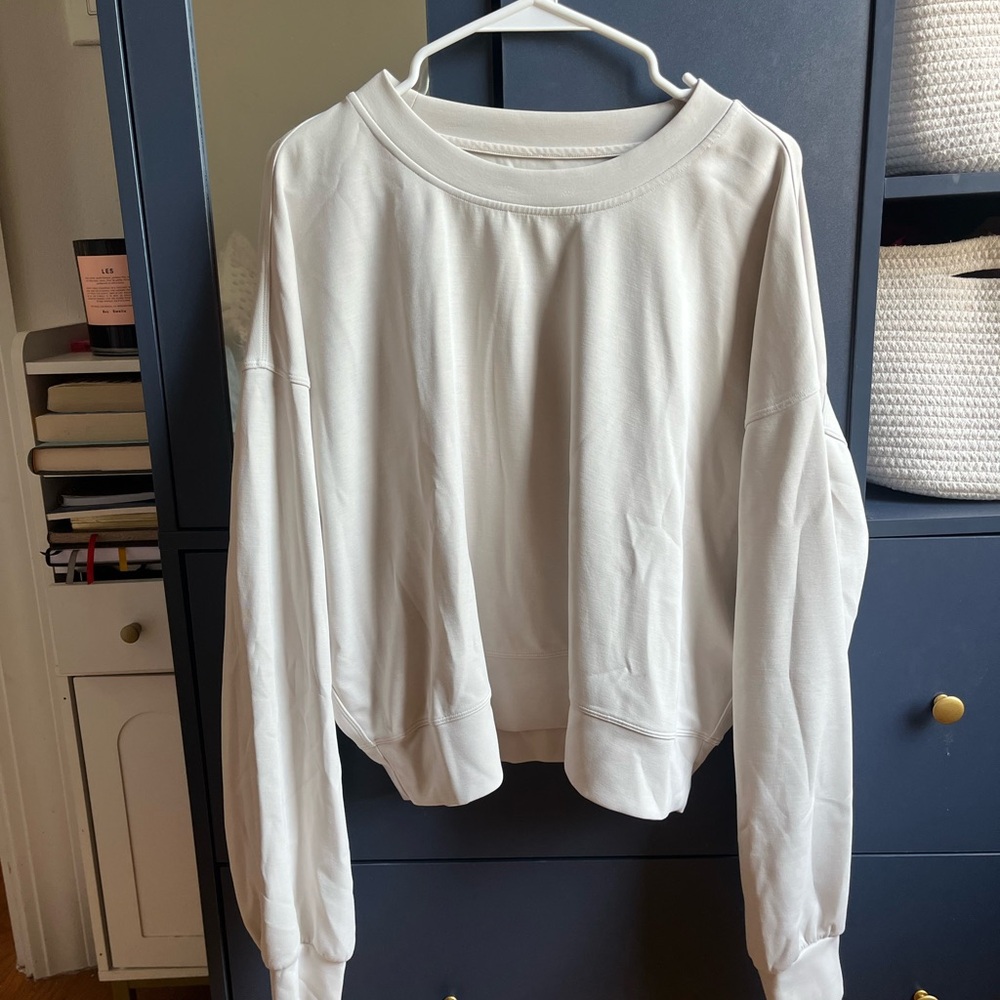 Lululemon - Softstreme Perfectly Oversized Cropped Crew